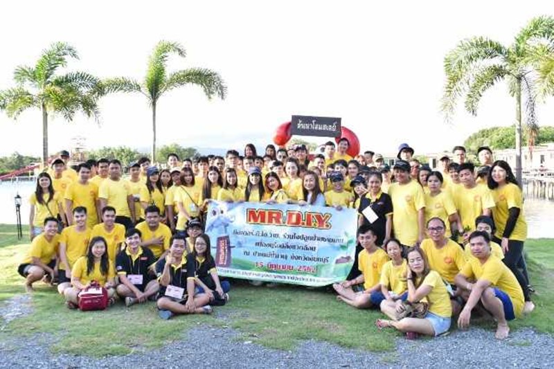 มิสเตอร์. ดี.ไอ.วาย. ร่วมใจปลูกป่าชายเลน อนุรักษ์สิ่งแวดล้อม